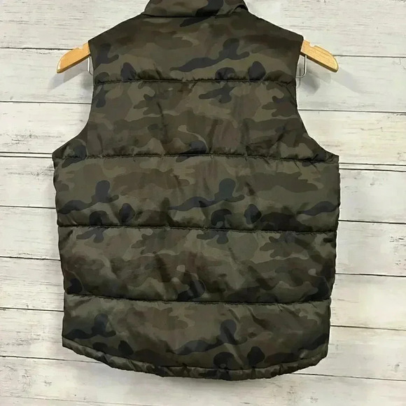 Old Navy Camouflage Puffy Vest - Picture 2 of 4